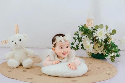 嘉峪关宝宝多大攒肚